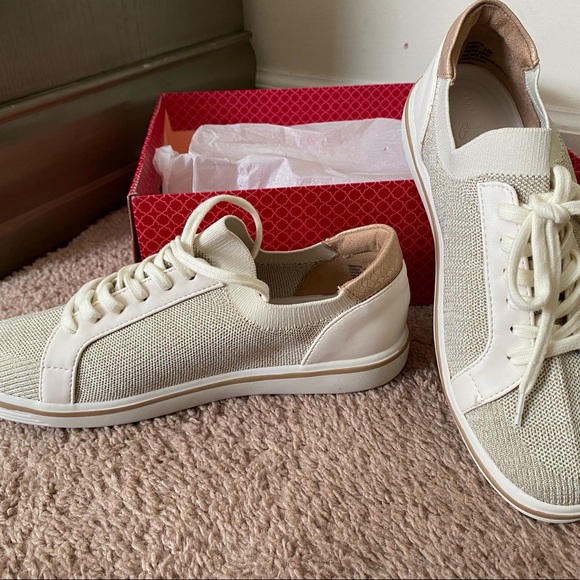 Kelly & Katie Shoes Kelly Katie Sneakers 85 Poshmark